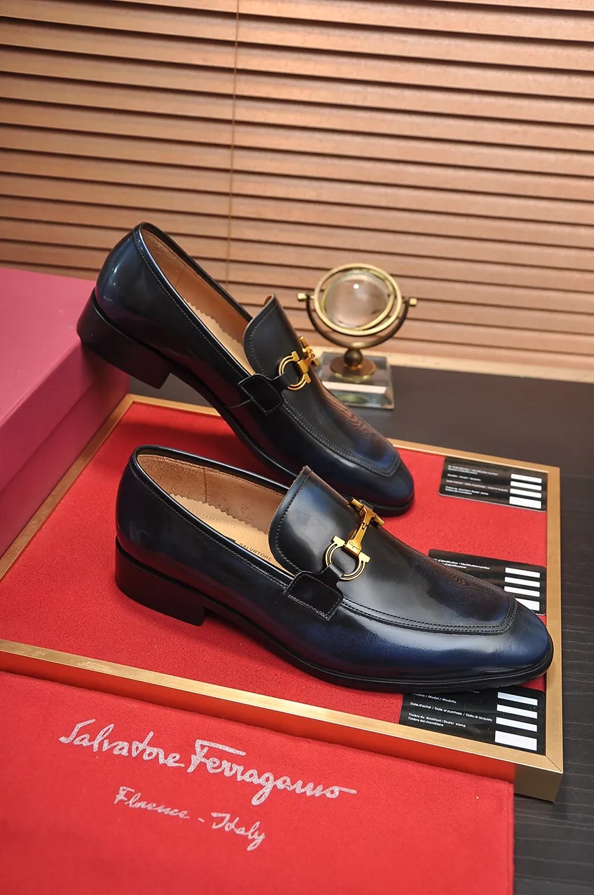 Men's shoes 💰500💶[Ferragamo/Ferragamo] The latest model in the counter. Original imported high-quality cowhide with open edges + imported 🐂 water-dyed cowhide lining + original luxury metal buckle + original combined outsole. Comparison without pressure 38--45 (45 is custom-made and cannot be returned or exchanged)